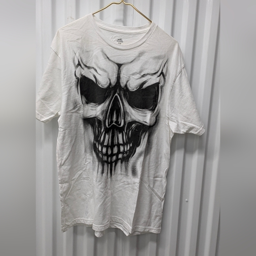 Men's White Skull Print Tee